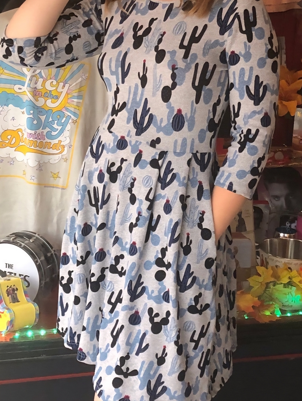 Cactus Dress - Picture 2 of 4